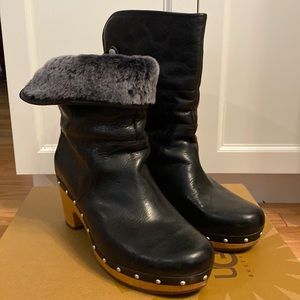UGG® Australia Lynnea Boots - Black - Size 9 LIGHTLY WORN